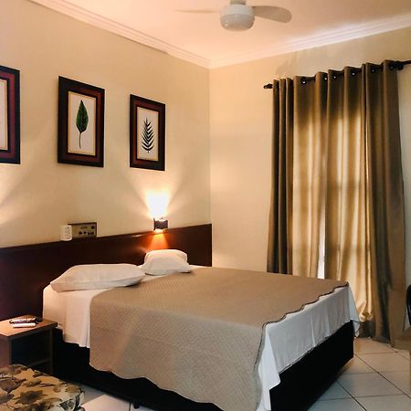 Hotel De Minas カシャンブ エクステリア 写真